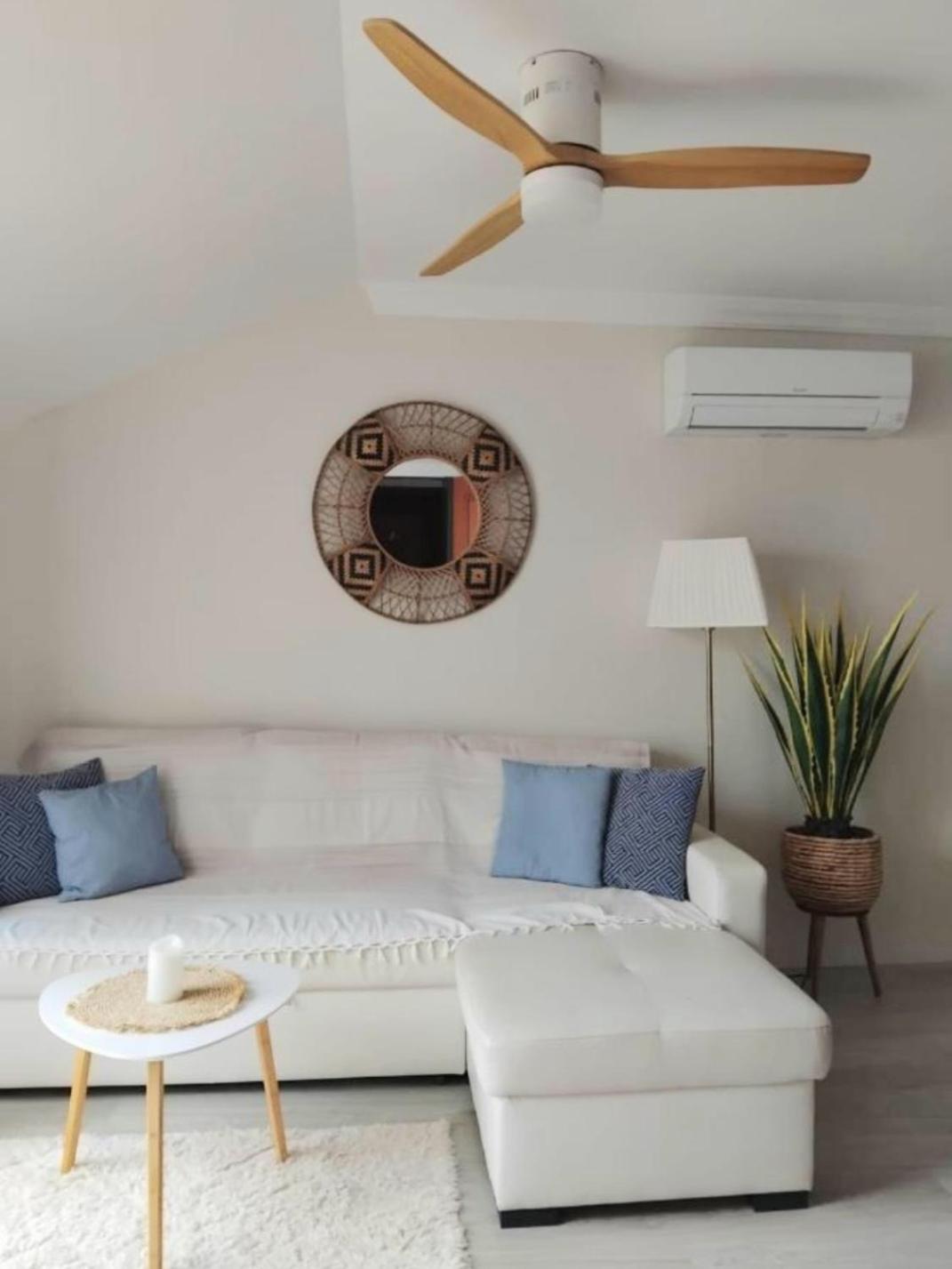 New City Penthouse Near Beach With Sunny Balcony Fuengirola Buitenkant foto