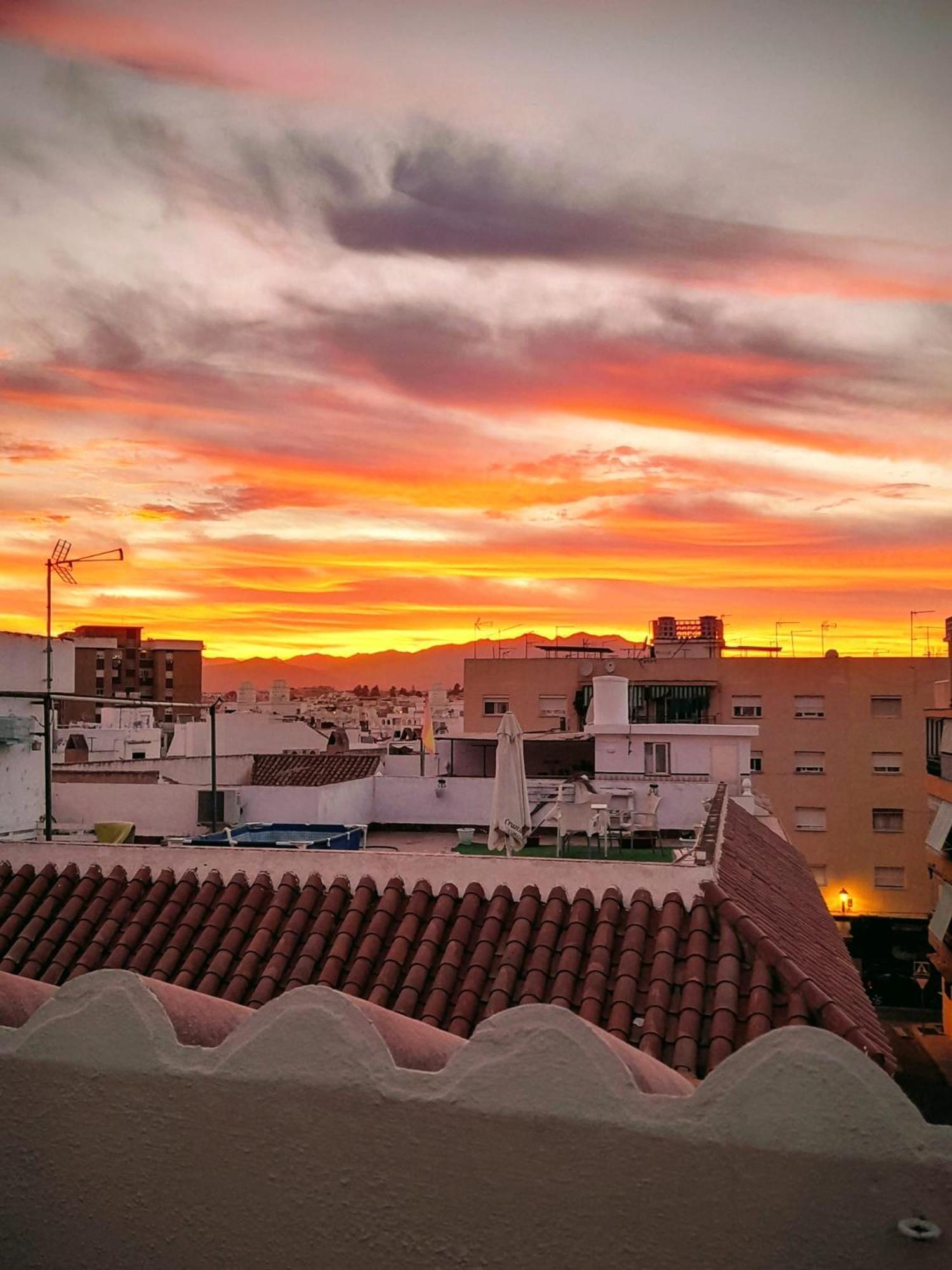 New City Penthouse Near Beach With Sunny Balcony Fuengirola Buitenkant foto
